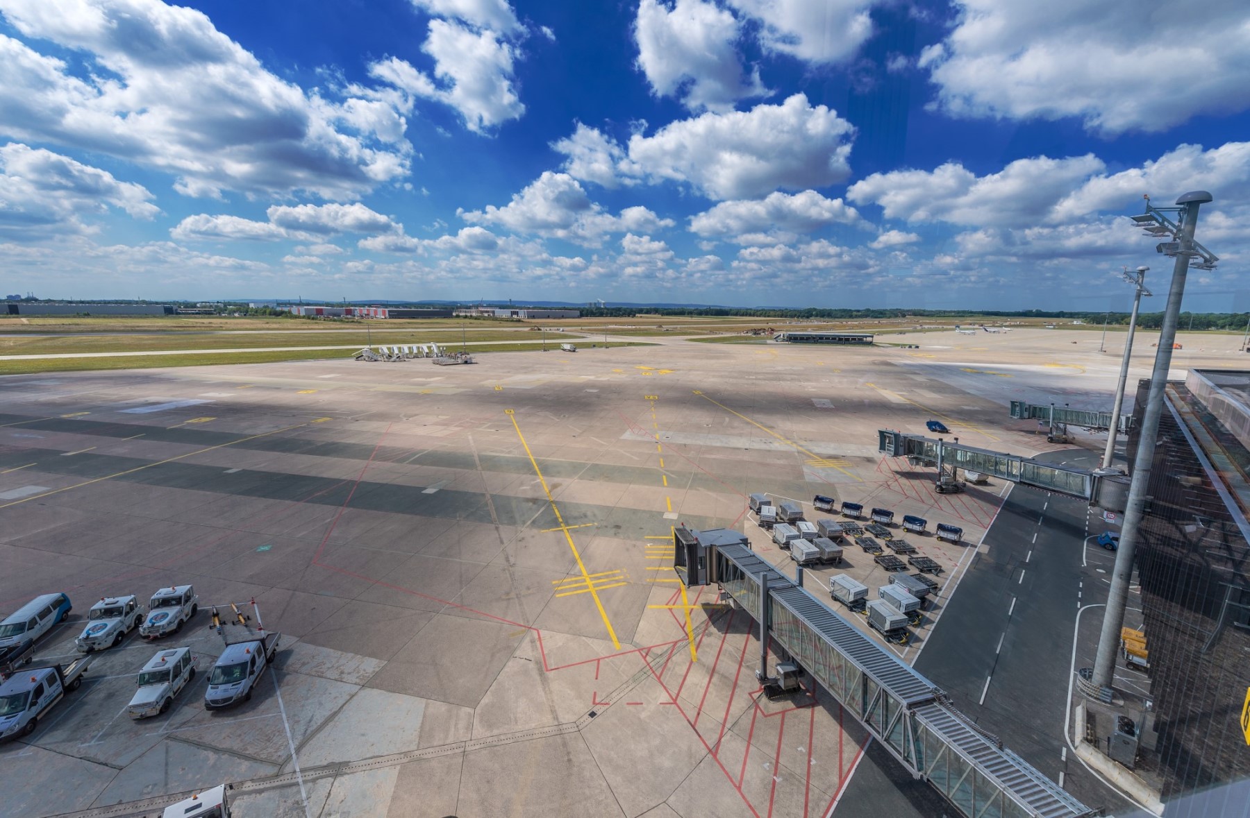 Flughafen.hannovet Park.any Ride www.heidelbergmaterials.de